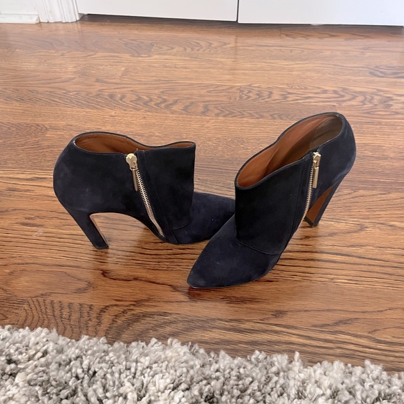 Calvin Klein Navy suede booties - Picture 1 of 3